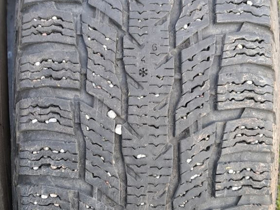 M+S 235 65 16C, Nokian Hakkapeliitta CR3