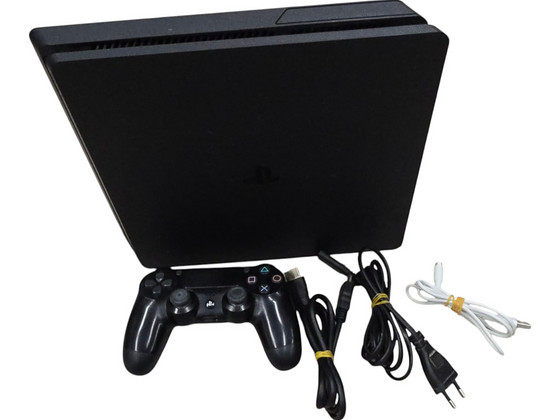 Игровая консоль PS4 Slim 1TB + пульт + провода