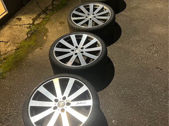 Диски 20x8.5 5x112 ET35 с шинами