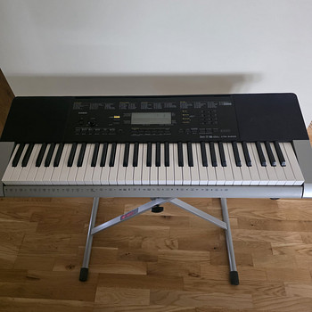 Цифровое пианино Casio CTK-4400 + стойка
