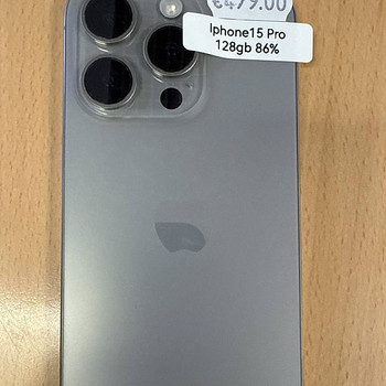 Apple iPhone 15 Pro 128Gb Natural Titanium в хорошем состоянии