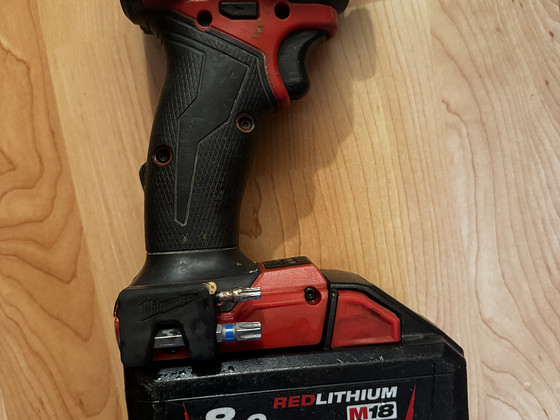 Milwaukee M18 FID3 + 8.0 Ah aku