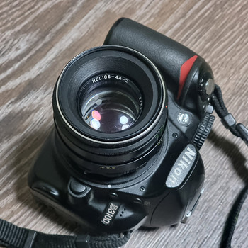 Nikon D3100, + карта памяти 8GB