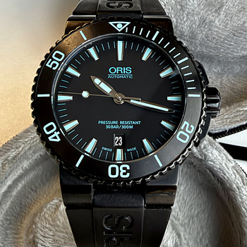 Oris Aquis Date Automatic