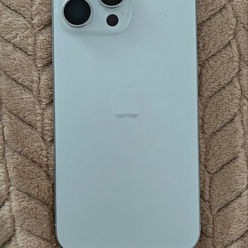iPhone 15 Pro Max