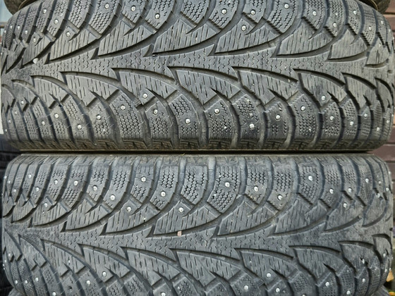 R18 Hankook 245/45/18 - 6mm - 90% naelad - paigaldus