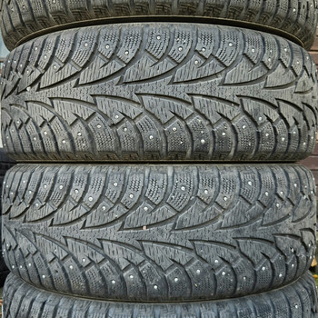 R18 Hankook 245/45/18 - 6 мм - 90% шипы - установка