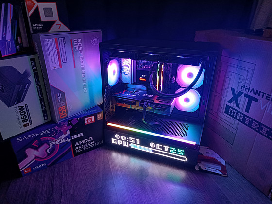 Ryzen 7 9800X3D / RX 9070 GRE / 32GB DDR5 / AIO / WIN 11