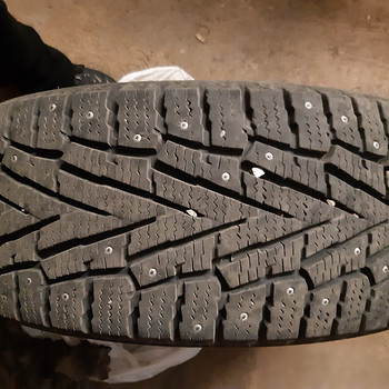 265/65/17 Toyota Land Cruiser