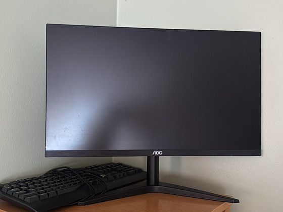 AOC 24B1XH 24" monitor + klaviatuur ja veebikaamera kaasa