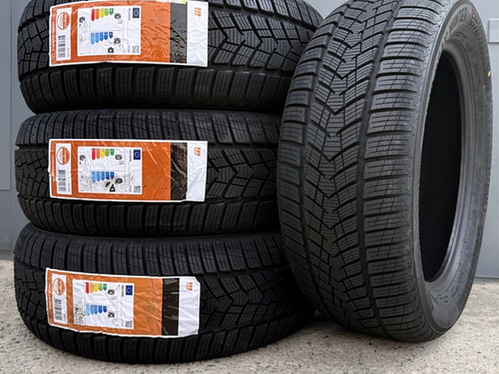 225 55 R 17 Crosswind Grip Peak Winter ( made by Michelin )