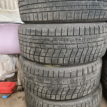 Yokohama 225/50 r18