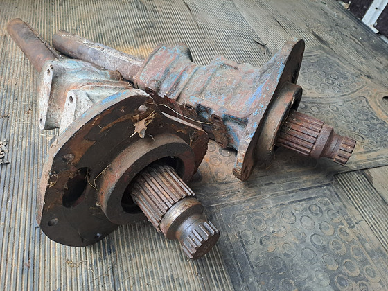 MTZ BELLARUS Полуоси
