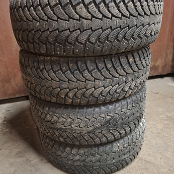 Шипованные шины / зимние шины 195/65 R15