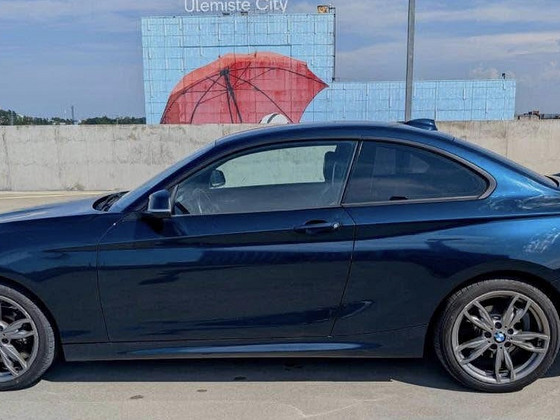 BMW F22 218