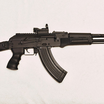 AK103 custom 1:1 full metal replica. 4.5mm bb CO2.