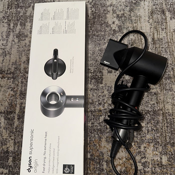 Фен Dyson Supersonic