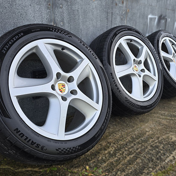 Porsche Cayenne Techno R20 veljed koos rehvidega, Touareg Q7