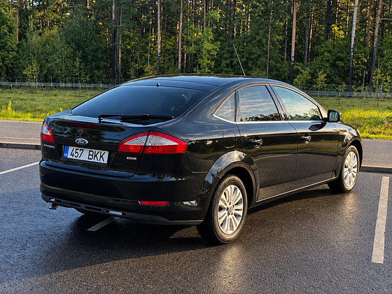 Ford mondeo