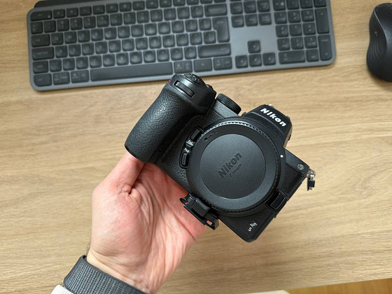 Nikon Z5 (тушка) + SD-карта 128 ГБ