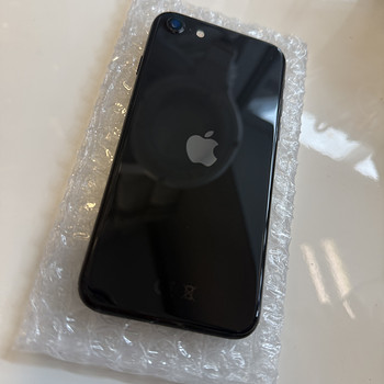 iPhone SE 128GB