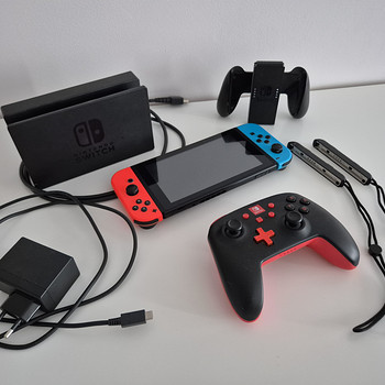 Nintendo Switch konsool + mängud