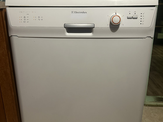 Посудомоечную машину Electrolux Intuition!