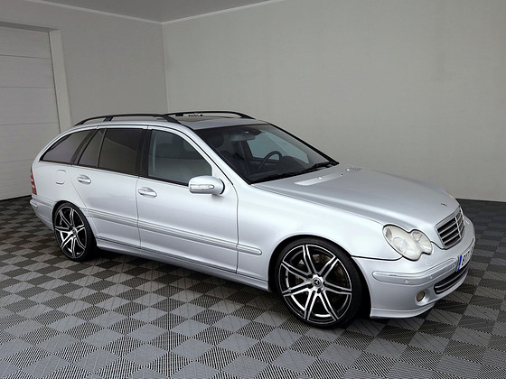 Mercedes-Benz C 320 Avantgarde ATM 3.0 CDI 165kW