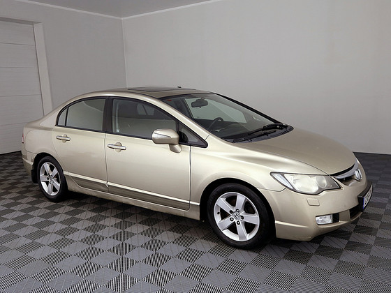 Honda Civic Elegance ATM 1.8 103kW