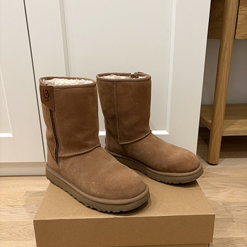 Зимние сапоги UGG