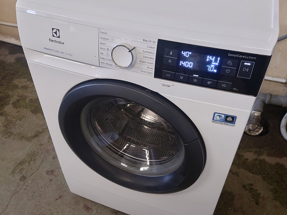 Pesumasin Elektrolux 7 kg garantiiga