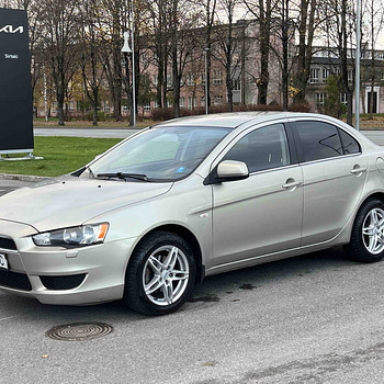 MITSUBISHI LANCER