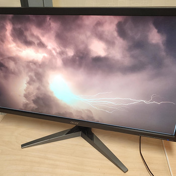 28" 4K monitor Acer