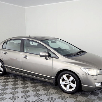 Honda Civic Elegance ATM 1.8 103kW