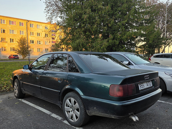 Audi A6 C4