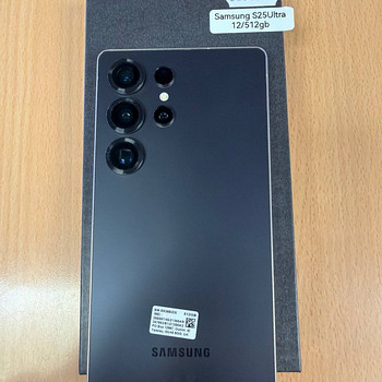 Samsung Galaxy S25 Ultra 512Gb Black в очень хорошем состоянии
