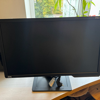 Monitor Benq XL2411-B 144hz