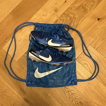 Футбольные бутсы Nike Tiempo Legend 10 Elite