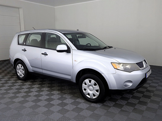 Mitsubishi Outlander Comfort 4x4 2.0 Di-D 103kW