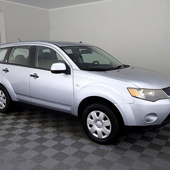 Mitsubishi Outlander Comfort 4x4 2.0 Di-D 103kW