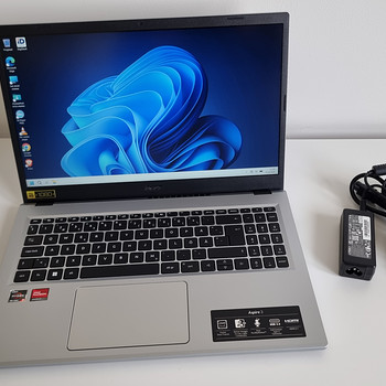 Acer Ryzen 5 7520U / 8GB DDR5 / 512GB SSD