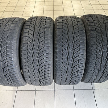 Müün talverehvid Hankook i*cept iz2 225/50 R17
