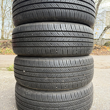 235/65/18 Kumho suverehvid 7mm dot2021