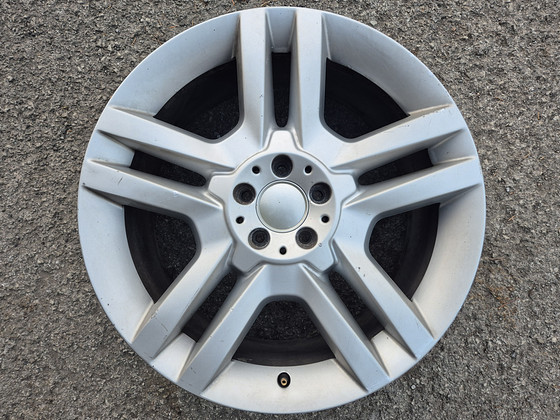 R20 ML GL R V-class Vito Viano W166 W447 5x112