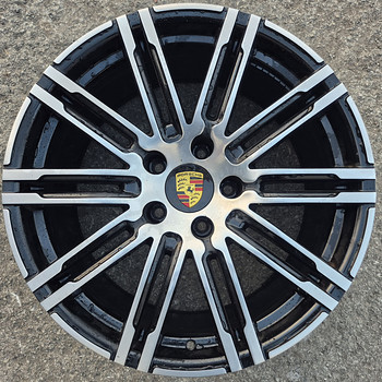 R20 Cayenne Q7 Touareg Nokian M+S 5x130