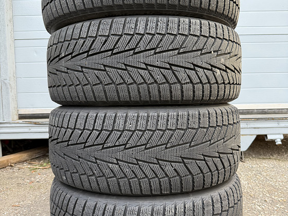 225/45/17 Hankook m+s rehvid 7,5mm