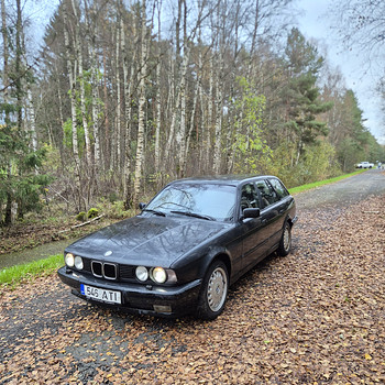 BMW 525ix 141kw manuaal