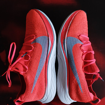 Nike run racing zoom fly 4% размер: US 9 EUR 42,5, 27 см, хорошее состояние