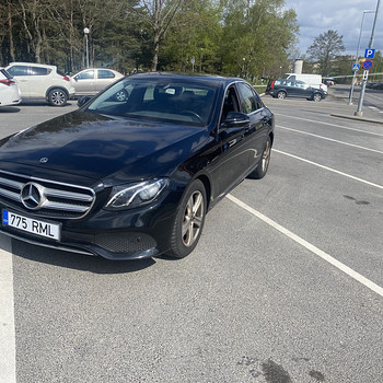 Продаётся Mercedes-Benz E200 2017 года