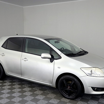 Toyota Auris Linea Sol 1.4 D-4D 66kW